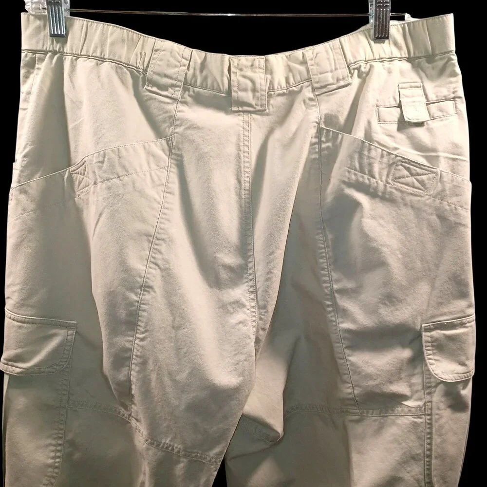 Columbia Mens 36x31 Cargo Classic Tan Pants Cabincore Utility Hiking Relaxed Fit
